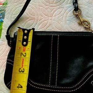 Mine 👛 purse.